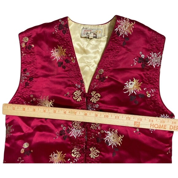 Vintage Gold Cup Red Satin Chinese Floral Embroidered Vest Size 12 Unisex Kids - Picture 4 of 8